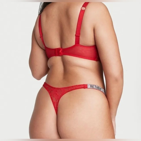 VICTORIA'S SECRET💖VERY SEXY Shine Strap Lace Thong Lipstick Red💄Panty Size M - Picture 2 of 13